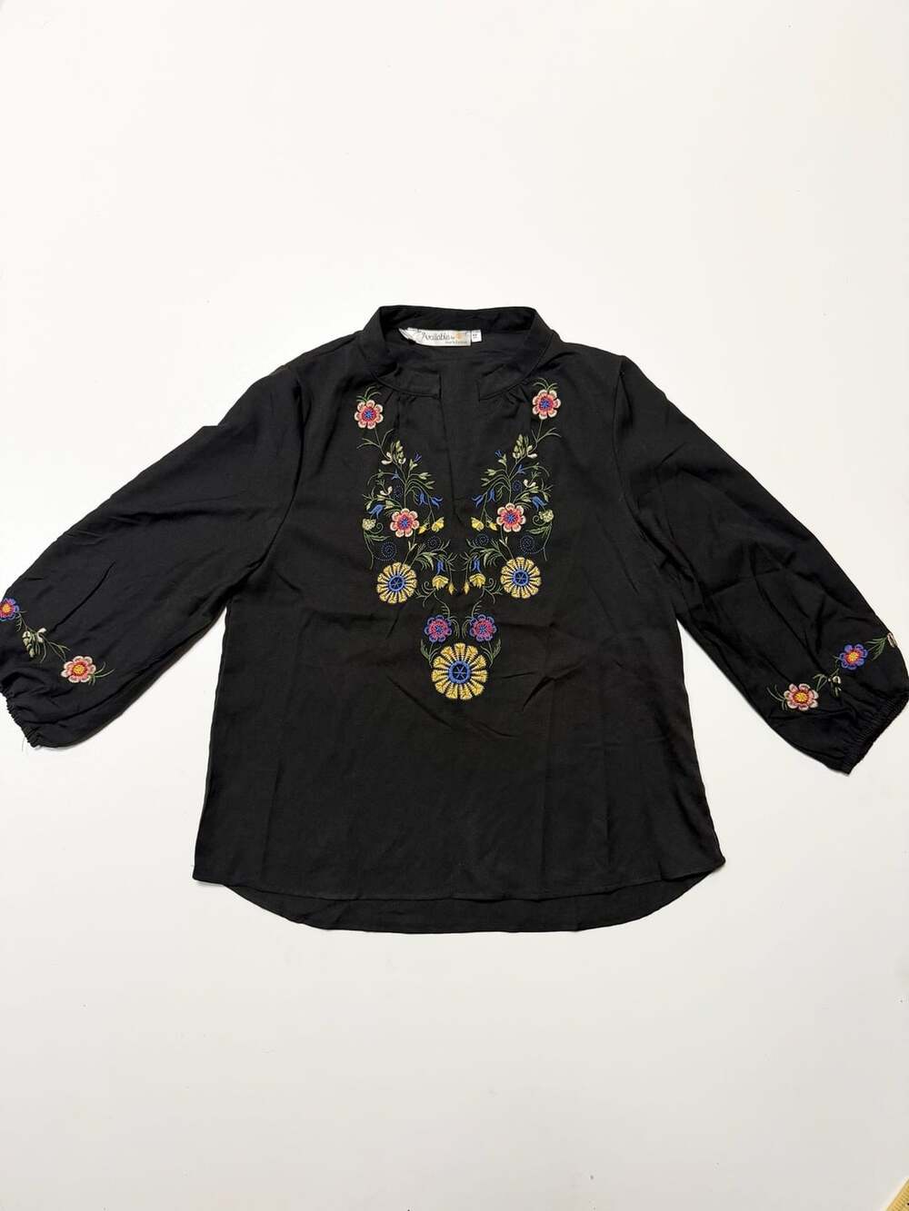 Available by Angela Fashion Women's Medium Black Embroidered Floral Peasant Blou